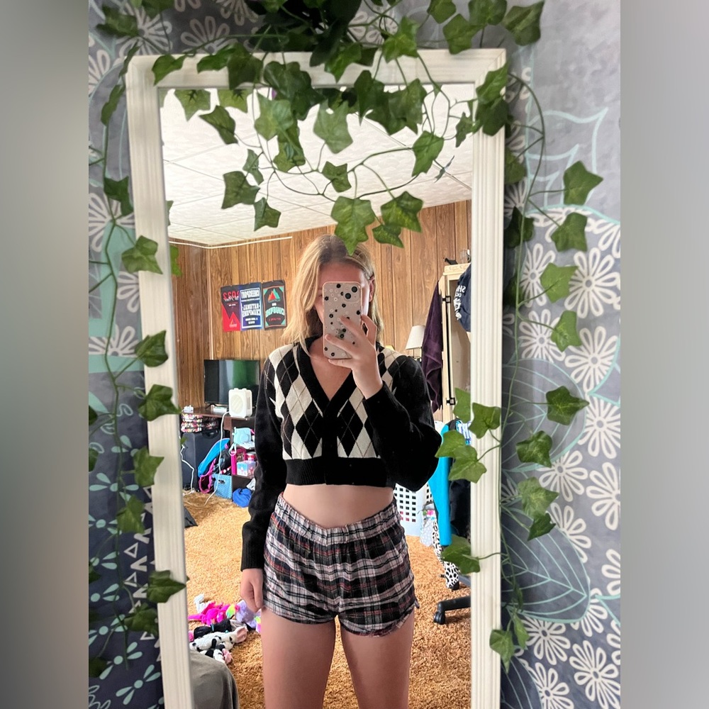 Was worn once or twice, very flattering